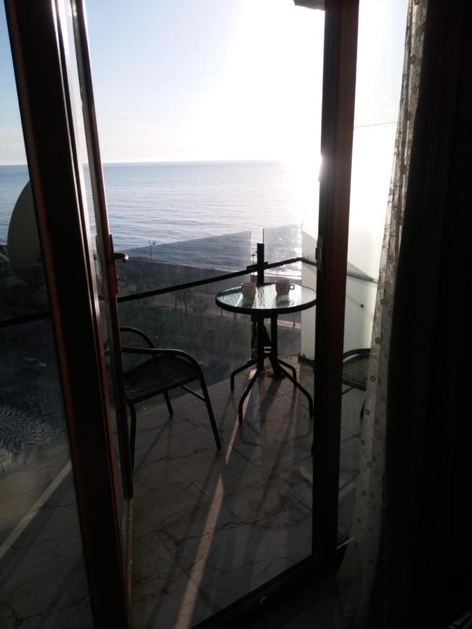 Apartment On The Back Sea Batumi Eksteriør billede